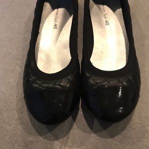 american eagle Shoes - Girls black flats american eagle Shoes - Girls black flats